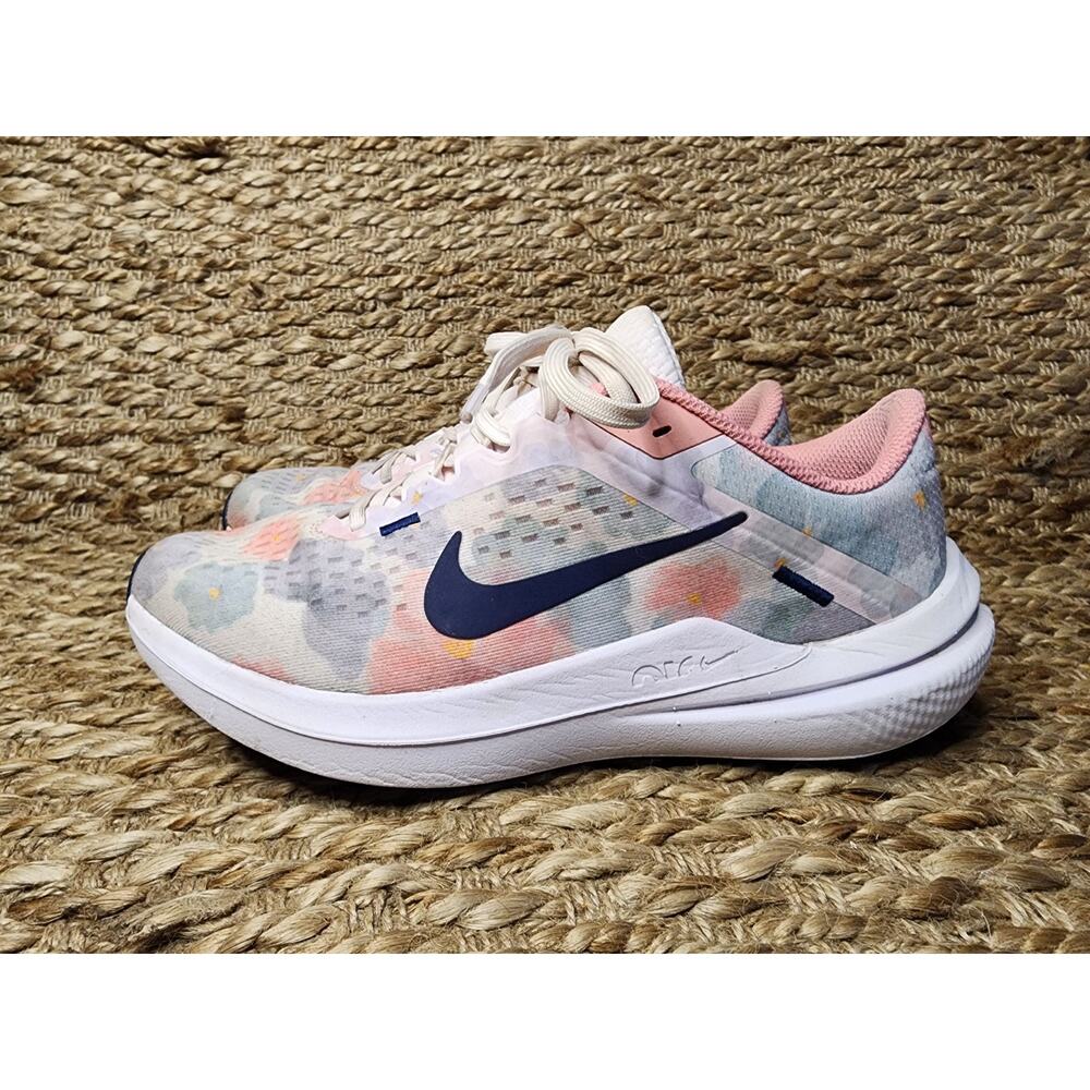 Nike Air Winflow 10 Premium Size 8 Women's Athletic Running Shoe Pearl Pink - Picture 2 of 12